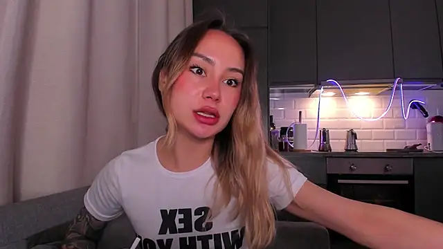 baobei03 online show from November 2025 10:25:02 AM