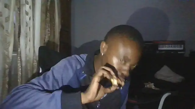 Nykho17 online show from April 2026 07:38:02 PM