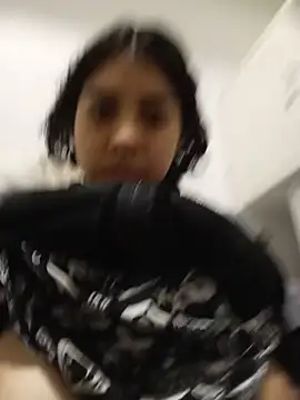 Syndel23 online show from September 2025 09:47:02 PM