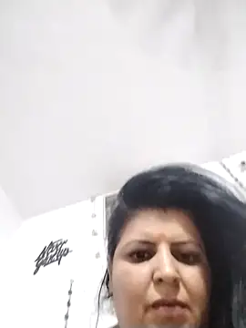 Jann Riya333 online show from November 2025 03:44:01 PM