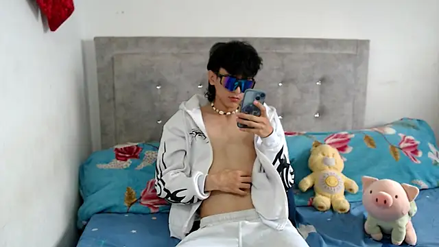 dylann ross online show from April 2026 04:25:01 PM