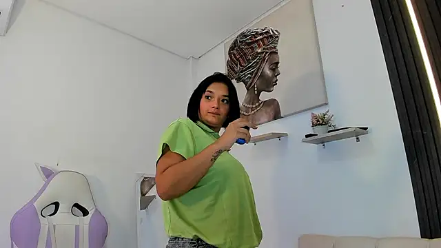 Gabrielaa Miller  online show from November 2025 07:35:01 PM