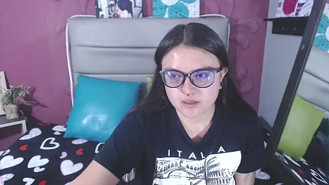 Cailing Zu online show from September 2025 07:15:01 PM