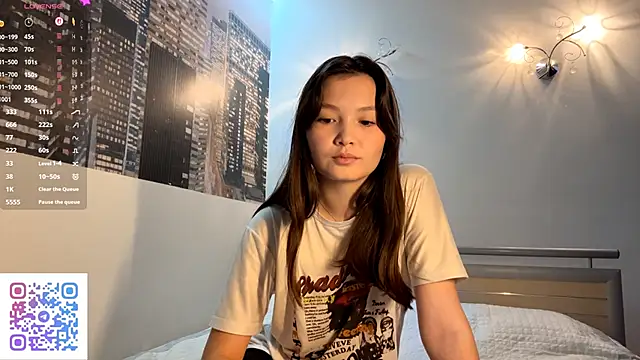 Snapshot of KiraVelvet chatting on September 2025 10:09:01 AM KiraVelvet online show from September 2025 10:09:01 AM