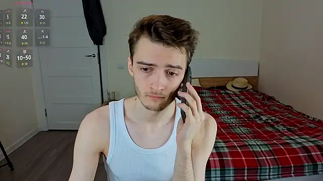Snapshot of spider____man chatting on April 2026 03:27:01 PM spider man online show from April 2026 03:27:01 PM