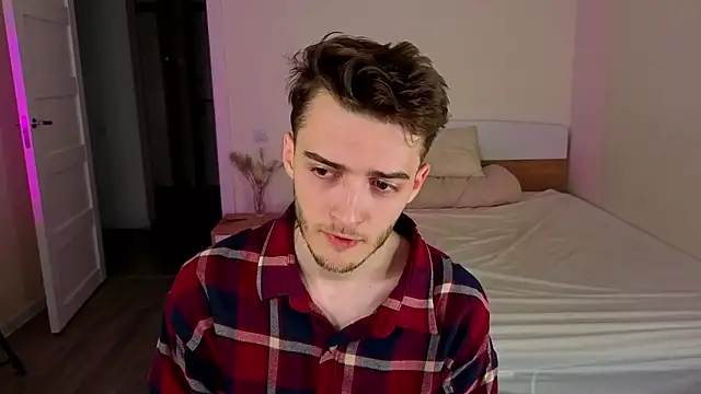 Snapshot of spider____man chatting on May 2026 02:58:02 PM spider man online show from May 2026 02:58:02 PM