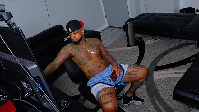 SLANGONDEMHOES online show from April 2026 07:52:02 PM