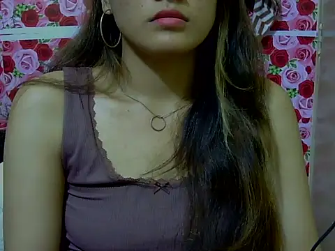 Snapshot of Amira90 chatting on September 2025 02:05:02 PM Amira90 online show from September 2025 02:05:02 PM
