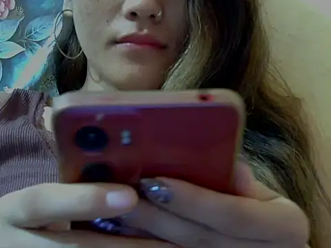 Snapshot of Amira90 chatting on September 2025 02:11:02 AM Amira90 online show from September 2025 02:11:02 AM