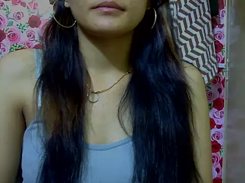 Snapshot of Amira90 chatting on September 2025 05:42:01 AM Amira90 online show from September 2025 05:42:01 AM