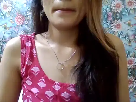 Snapshot of Amira90 chatting on October 2025 12:00:02 PM Amira90 online show from October 2025 12:00:02 PM