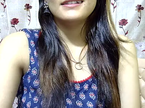 Snapshot of Amira90 chatting on October 2025 06:34:01 AM Amira90 online show from October 2025 06:34:01 AM