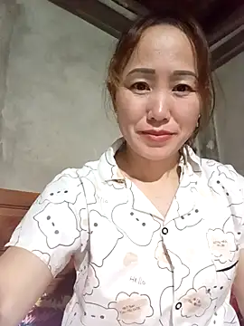 Snapshot of Fienjr chatting on October 2025 02:05:01 PM Fienjr online show from October 2025 02:05:01 PM