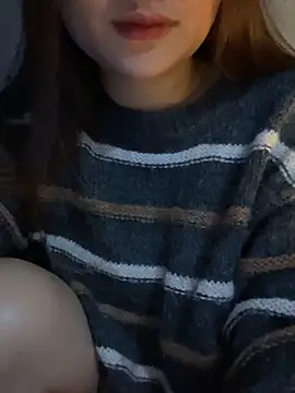 Hinne07 online show from February 2026 03:25:02 AM