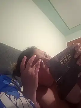 curvy diva  online show from September 2025 02:00:02 AM