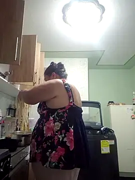 curvy diva  online show from November 2025 11:14:01 PM