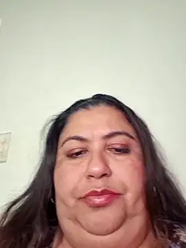 curvy diva  online show from April 2026 09:30:01 PM