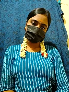 mini-queen online show from November 2025 04:13:02 PM