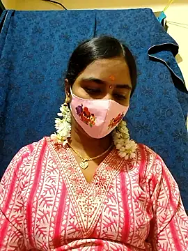 mini-queen online show from January 2026 11:01:01 AM