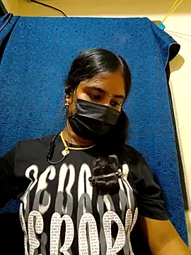 mini-queen online show from April 2026 03:53:01 PM