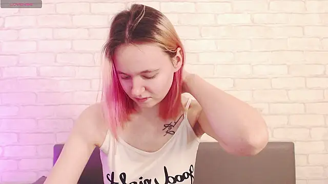 Ericha Stone online show from February 2026 01:21:01 AM