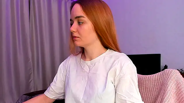 JanetShy online show from December 2025 07:03:02 AM