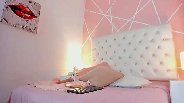 Viictoriia Lopez online show from October 2025 12:11:01 PM