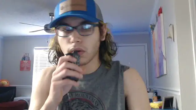 Snapshot of zacthefeetguy chatting on December 2025 02:46:02 PM zacthefeetguy online show from December 2025 02:46:02 PM