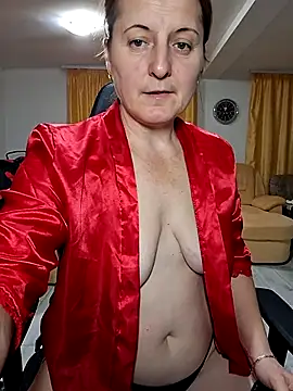 Fluturas2 online show from December 2025 09:10:02 PM