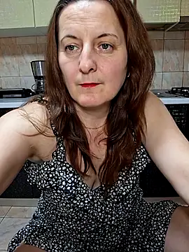 Fluturas2 online show from January 2026 05:48:02 PM