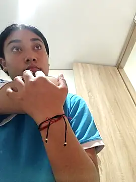 AmberGold- online show from April 2026 09:15:01 PM