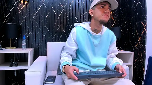 tattoos22 online show from November 2025 01:00:02 PM