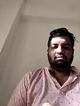 Snapshot of vinay_smalldick chatting on June 2026 02:23:02 AM vinay smalldick online show from June 2026 02:23:02 AM
