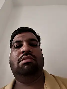 Snapshot of vinay_smalldick chatting on July 2026 03:32:01 AM vinay smalldick online show from July 2026 03:32:01 AM