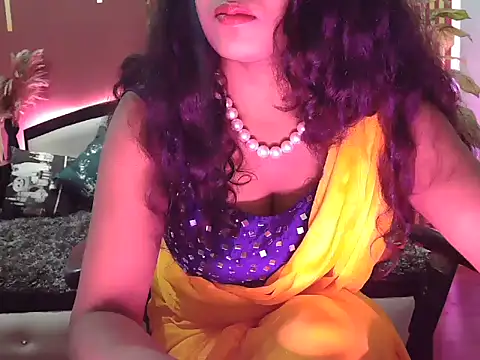 Snapshot of shaalu_sharma chatting on October 2025 06:33:01 AM shaalu sharma online show from October 2025 06:33:01 AM