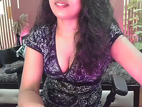 Snapshot of shaalu_sharma chatting on October 2025 09:48:02 PM shaalu sharma online show from October 2025 09:48:02 PM