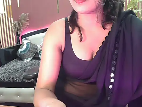 Snapshot of shaalu_sharma chatting on October 2025 10:16:02 AM shaalu sharma online show from October 2025 10:16:02 AM