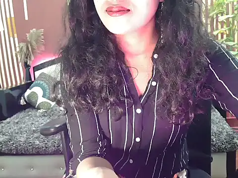 Snapshot of shaalu_sharma chatting on October 2025 05:52:01 AM shaalu sharma online show from October 2025 05:52:01 AM