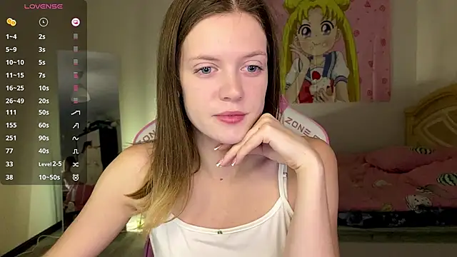 VibeQueenLucy online show from November 2025 10:21:01 AM