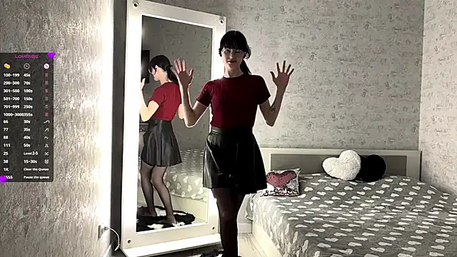 FakeLamb online show from October 2025 09:13:01 PM