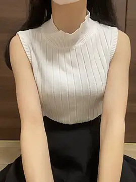 Snapshot of yayoi_jp chatting on July 2026 03:05:01 PM yayoi jp online show from July 2026 03:05:01 PM