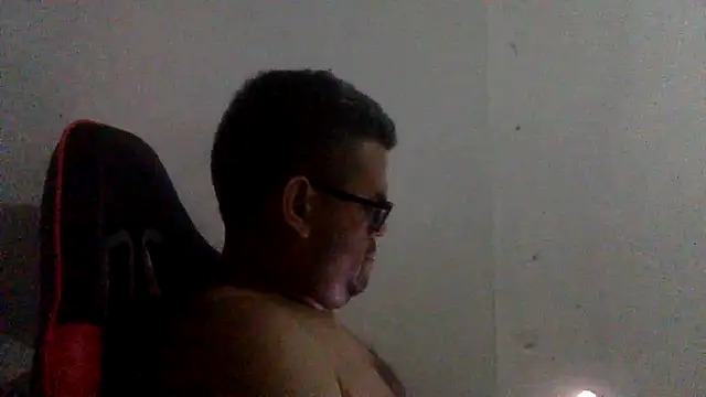 Snapshot of Katracho6969 chatting on July 2026 05:21:01 AM Katracho6969 online show from July 2026 05:21:01 AM