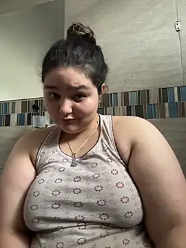 Snapshot of PortuPAWG chatting on May 2026 10:07:01 PM PortuPAWG online show from May 2026 10:07:01 PM