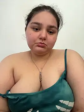 Snapshot of PortuPAWG chatting on May 2026 07:04:01 PM PortuPAWG online show from May 2026 07:04:01 PM