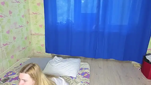 HelenMartines online show from June 2026 01:44:02 PM