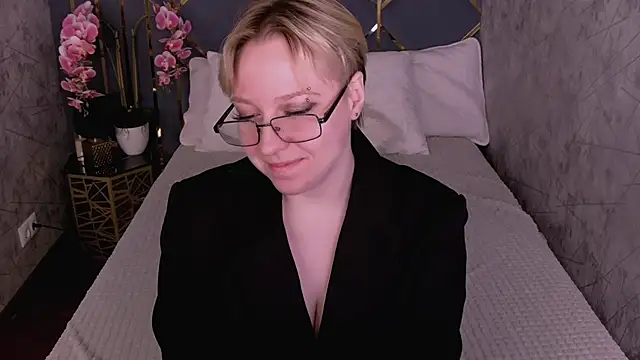 AlexandraGreen online show from April 2026 09:26:02 PM