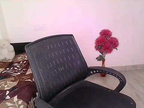 Snapshot of its_siya_ chatting on February 2026 07:01:02 PM its siya online show from February 2026 07:01:02 PM