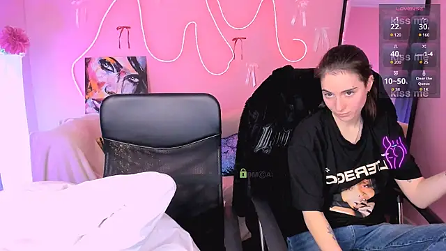 khloebeauty online show from April 2026 07:09:02 PM