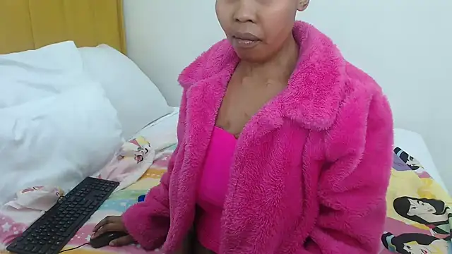 Bella 2025 online show from December 2025 06:57:02 PM