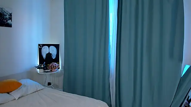 Chloeee4200 online show from March 2026 12:23:01 PM